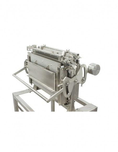 URZĄDZENIE DO ROZLUŹNIANIA RAMEK Z MIODEM WRZOSOWYM