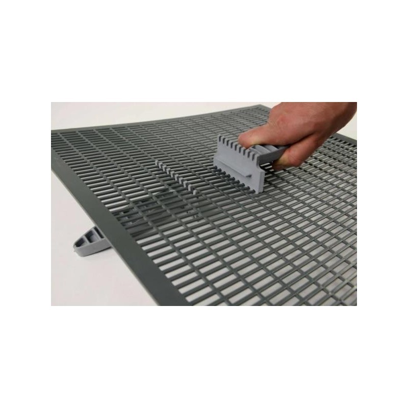 SKROBAK DO KRAT - PLASTIKOWY WZMOCNIONY